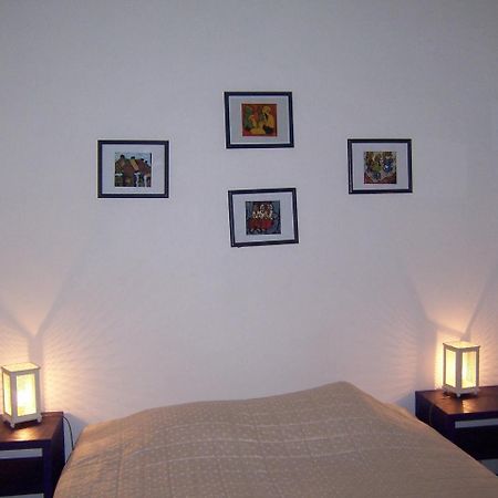 Guest House Adonis Брюж Екстериор снимка