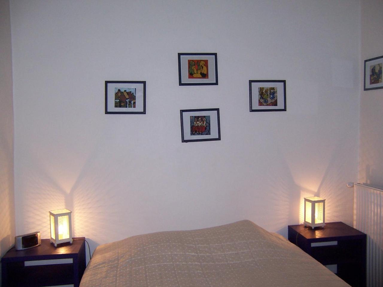 Guest House Adonis Брюж Екстериор снимка