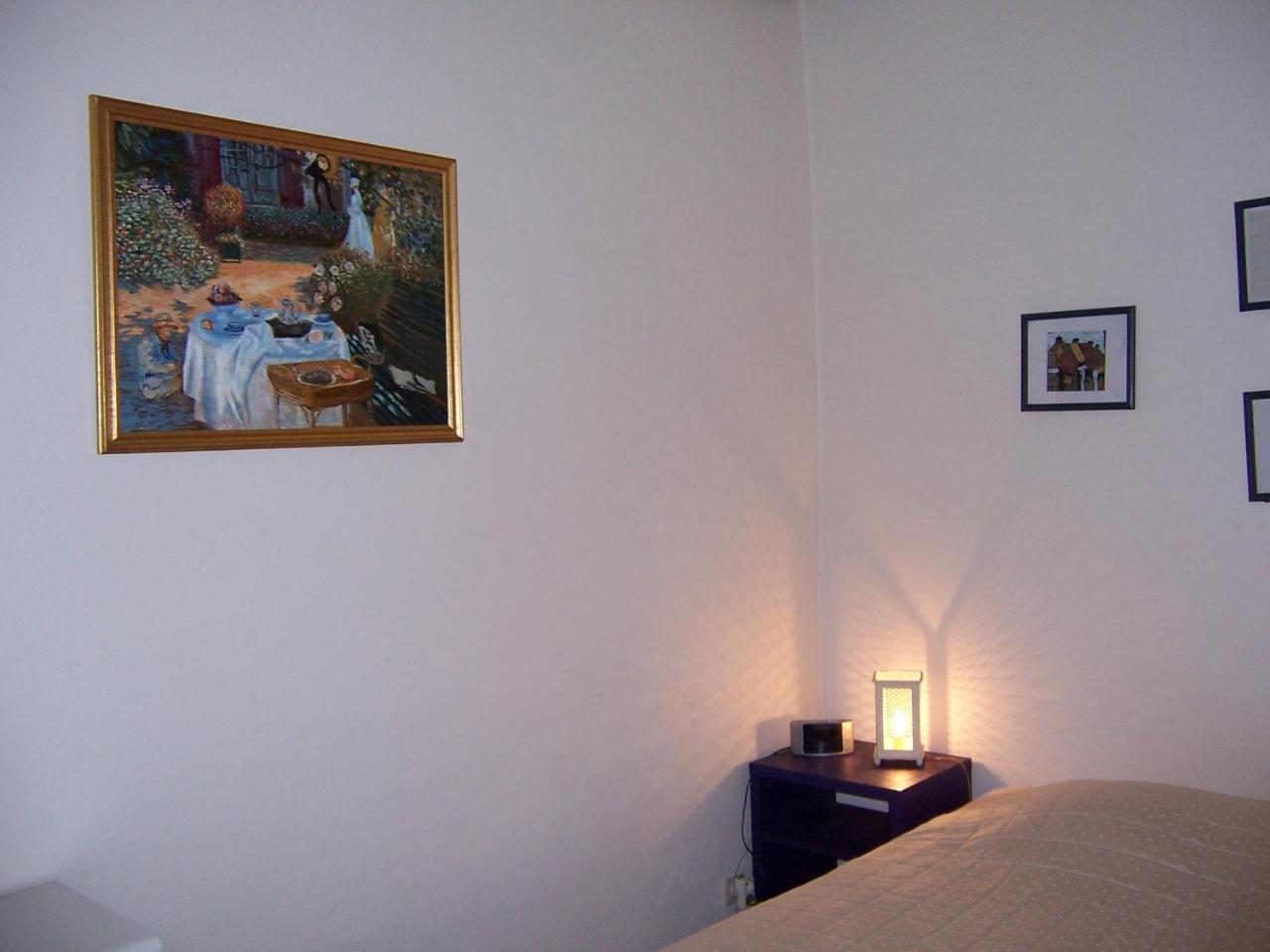 Guest House Adonis Брюж Екстериор снимка